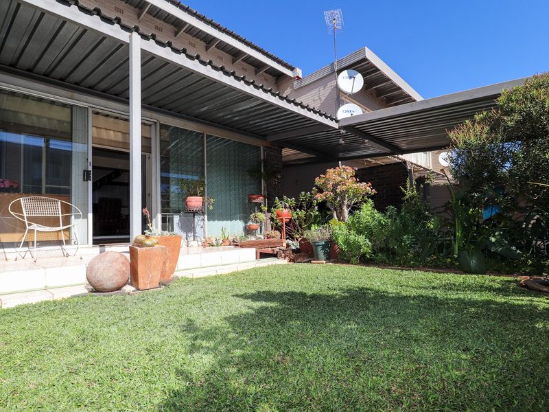 DUPLEX APARTMENT WITH PRIVATE GARDEN - Photo 4