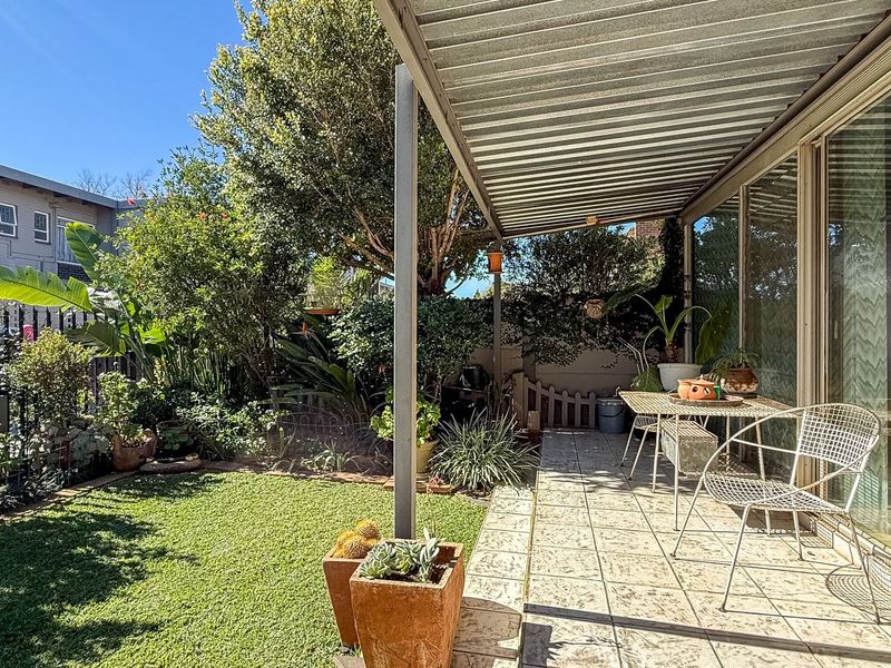 DUPLEX APARTMENT WITH PRIVATE GARDEN - Photo 5