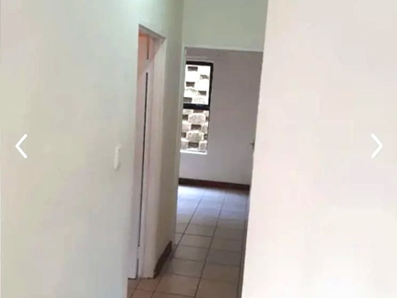 Three Bed Apartment Flat Safe and secure Lakeridge Estate- Reservoir Hills  - Photo 7