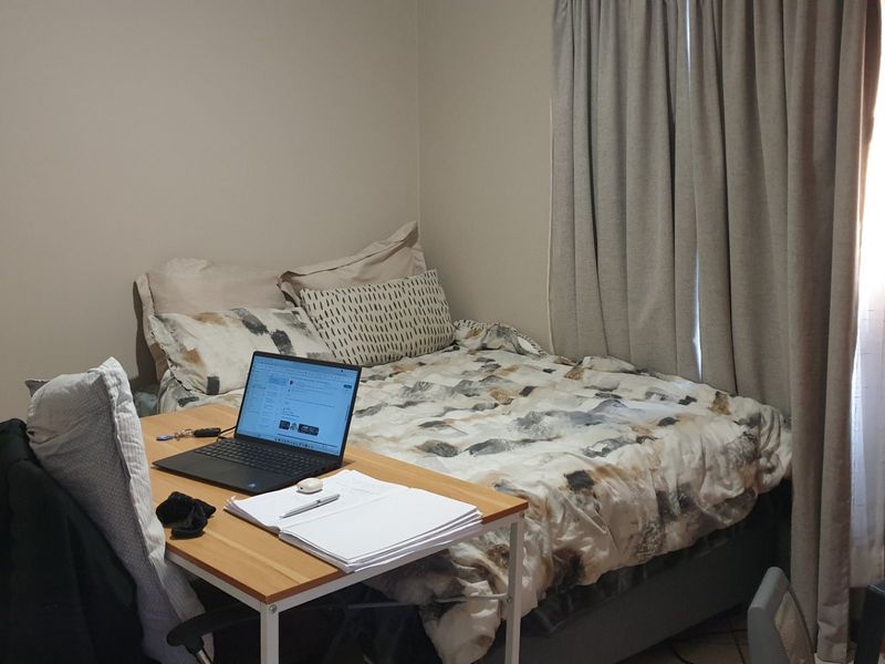 Contemporary 2-Bedroom Apartment in Monavoni, Centurion - Photo 9
