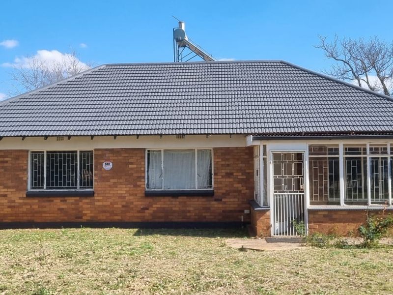 3 Bedroom House for Sale in Stilfontein - Photo 1