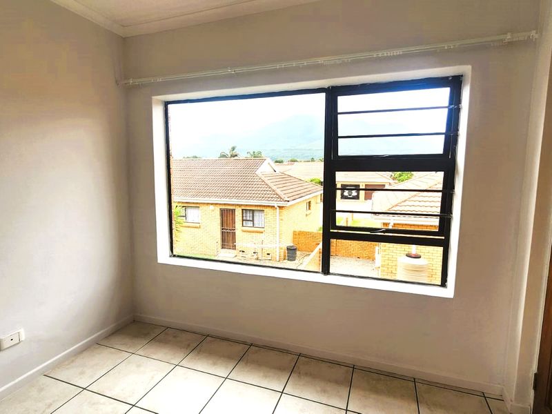 TWO BED RENTAL IN GEORGE EAST, GEORGE - Photo 9