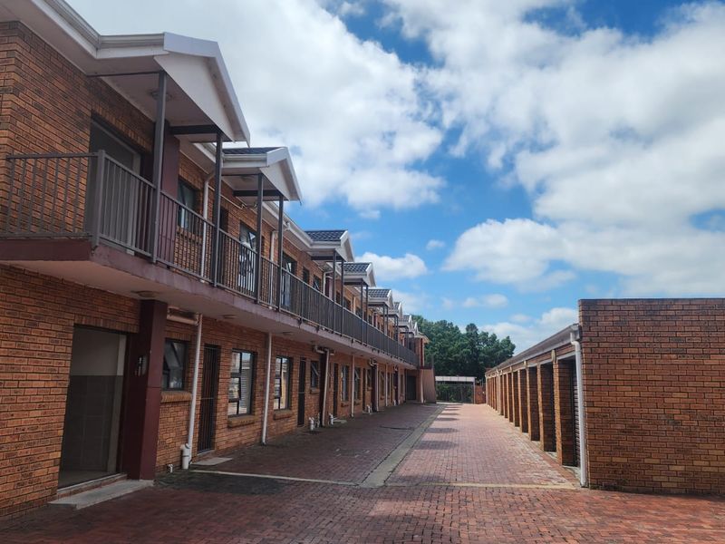 TWO BED RENTAL IN GEORGE EAST, GEORGE - Photo 1
