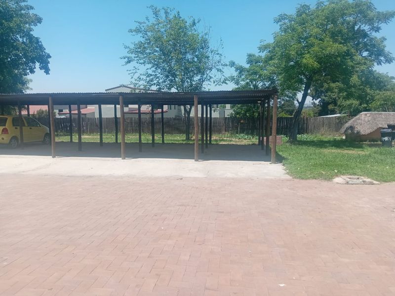 Prime 1000 m2 Stand in President Park, Midrand For Rental - Photo 7