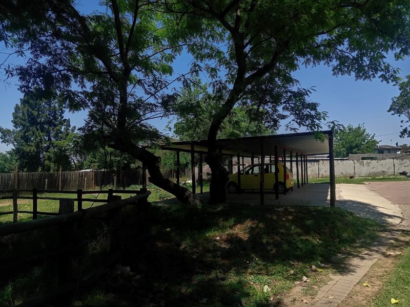 Prime 1000 m2 Stand in President Park, Midrand For Rental - Photo 3