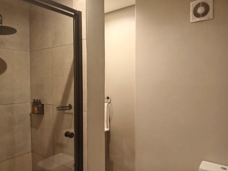 Fully Furnished Studio Unit at Black Brick Sandton 2 - Photo 10