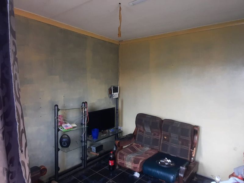 2 bedroom house for sale in Timothy valley - Photo 3