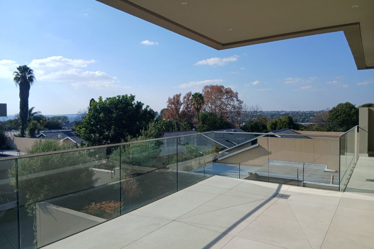 North Facing Stunning Brand New 4 bed 4 bath Cluster Home Corner Unit with backup power and Appliances-No Transfer duties Straight form the Developer-Pet Friendly-Gated Community - Photo 4