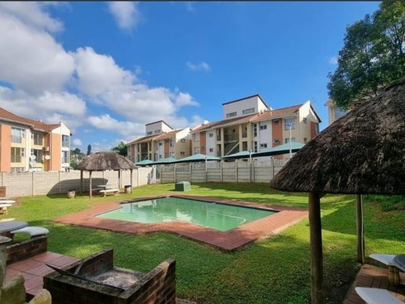 Beautiful two bedroom apartment in the heart of Morningside  - Photo 1