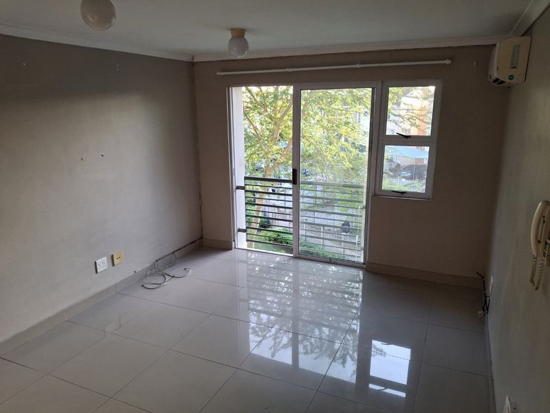 Beautiful two bedroom apartment in the heart of Morningside  - Photo 5