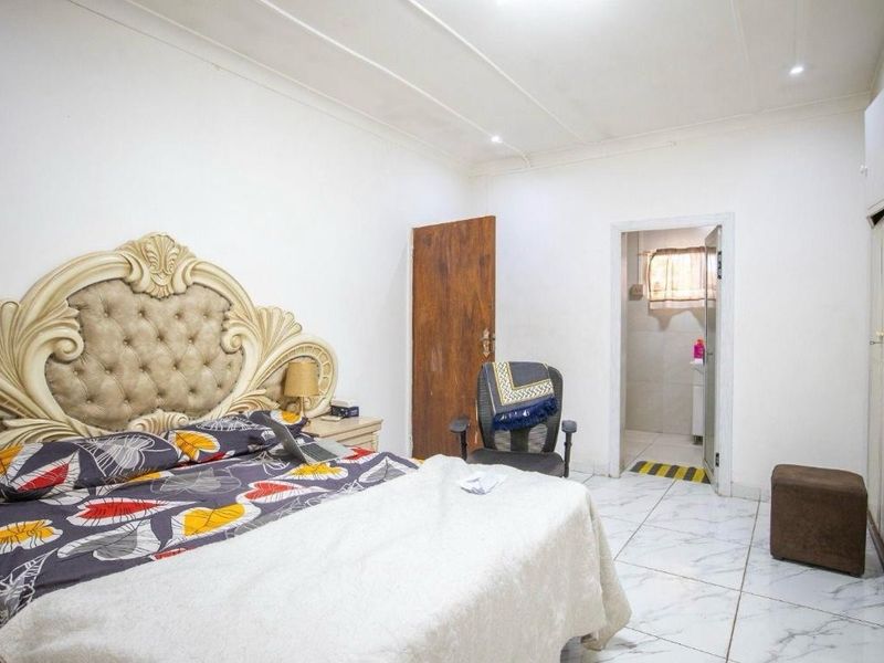 8 bedroom house for sale in Pretoria Gardens  - Photo 9