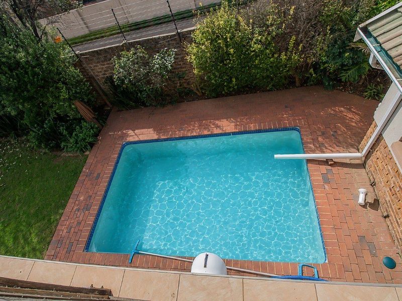 Stunning 4-Bedroom Home for Sale  Discover this beautiful 4-bedroom family home situated in a sought-after secure complex within an enclosed boomed-off area, offering peace of mind and exceptional security.  Property Features:  4Spacious bedrooms Modern and beautifully maintained home Safe and secure complex living Located in an enclosed boomed-off area Pet-friendly Ideal for families Close to excellent schools, shopping centres, and all essential amenities  This stunning home offers the perfect combination of comfort, security, and convenience. Whether you’re looking to upsize or find your forever home, this property is one you don’t want to miss.  Contact me today to arrange your private viewing and make this beautiful home yours - Photo 5