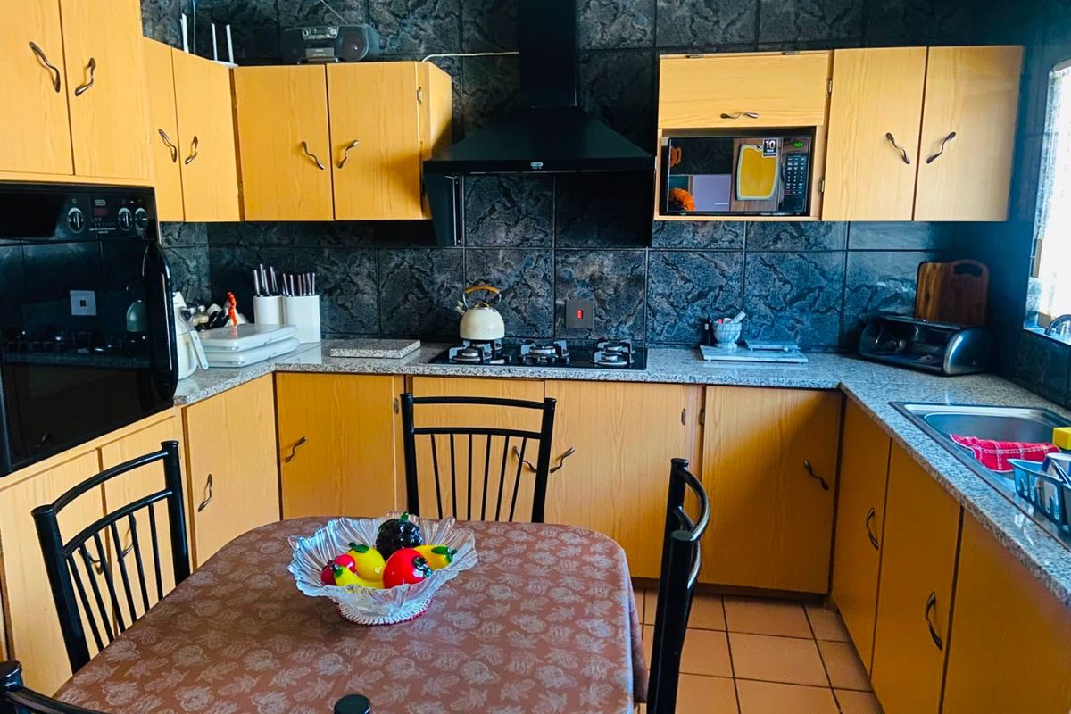House for sale in Thabazimbi - Photo 2