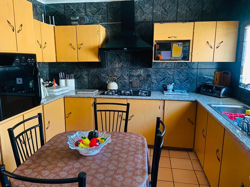 House for sale in Thabazimbi - Photo 2