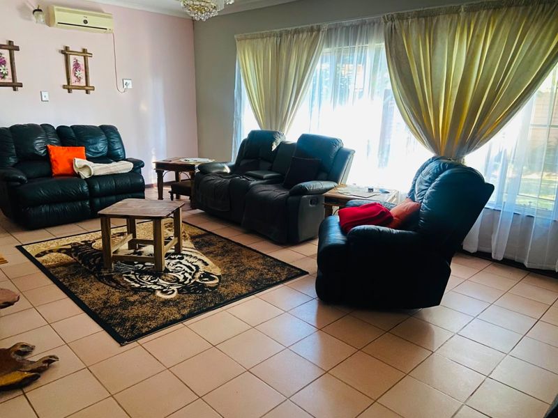 House for sale in Thabazimbi - Photo 3