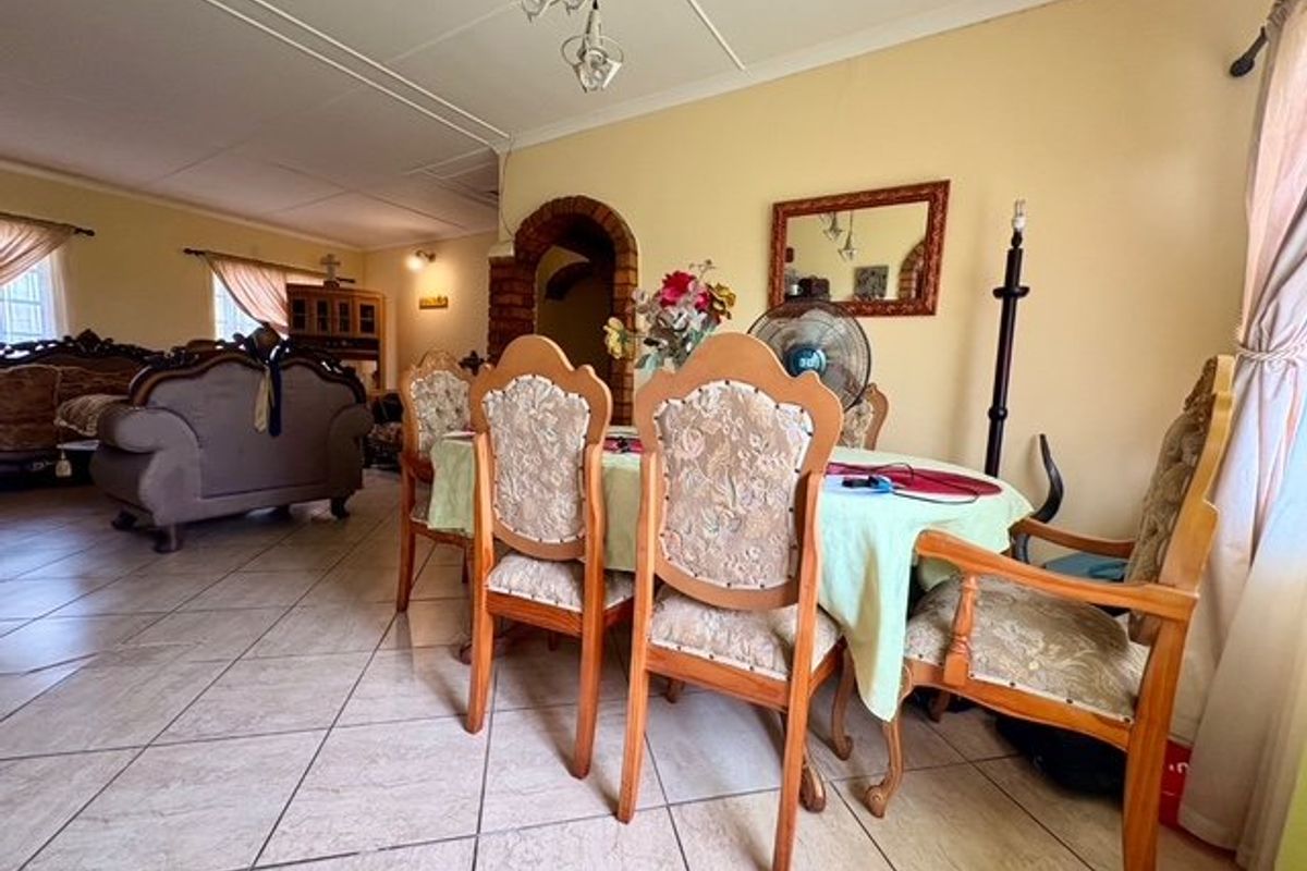 4 Bed House in Cambridge for Sale - Photo 4