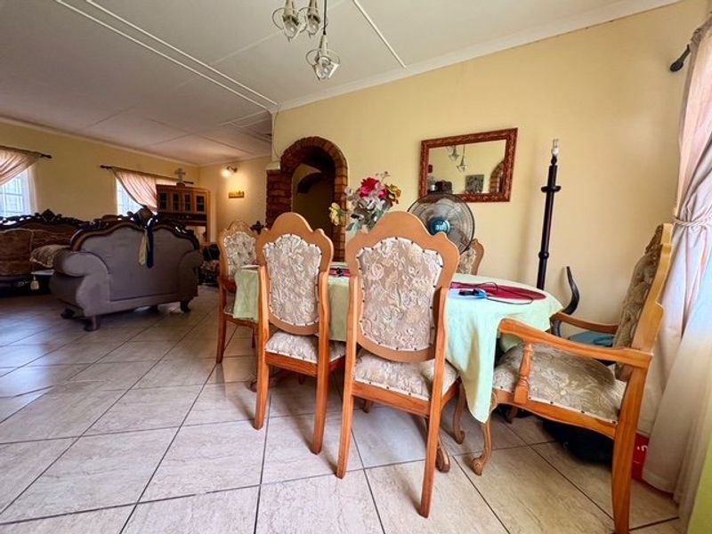 4 Bed House in Cambridge for Sale - Photo 4