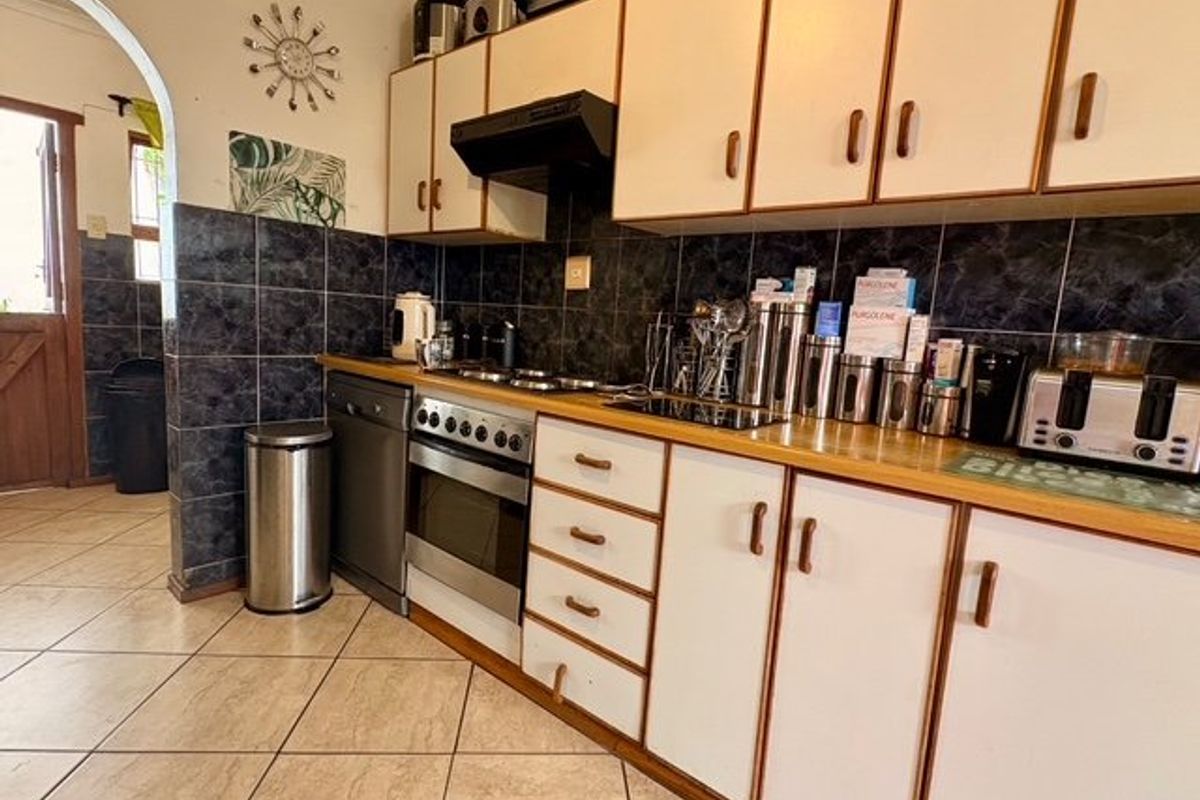 4 Bed House in Cambridge for Sale - Photo 5