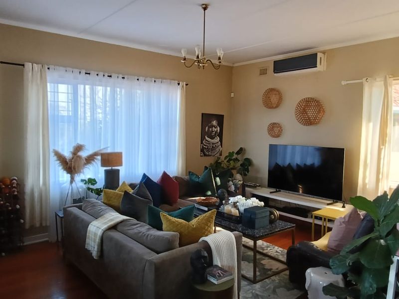 To let in Virginia, Pet friendly 3 bedroom family home with pool and flatlet.  - Photo 5