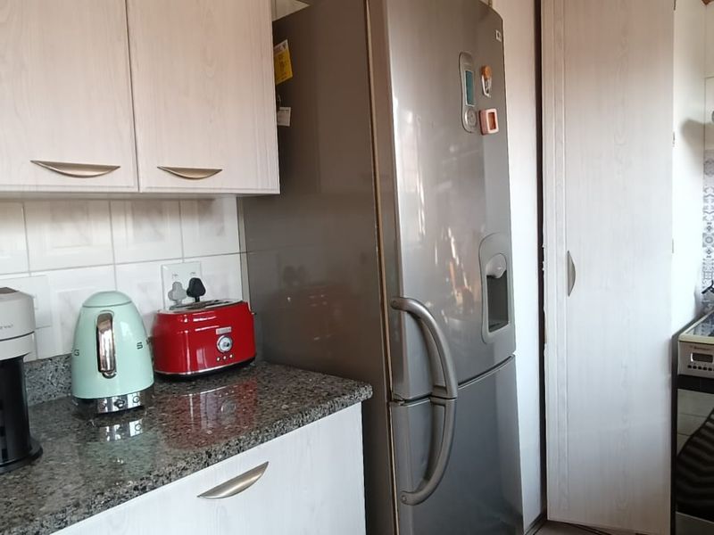 To let in Virginia, Pet friendly 3 bedroom family home with pool and flatlet.  - Photo 10