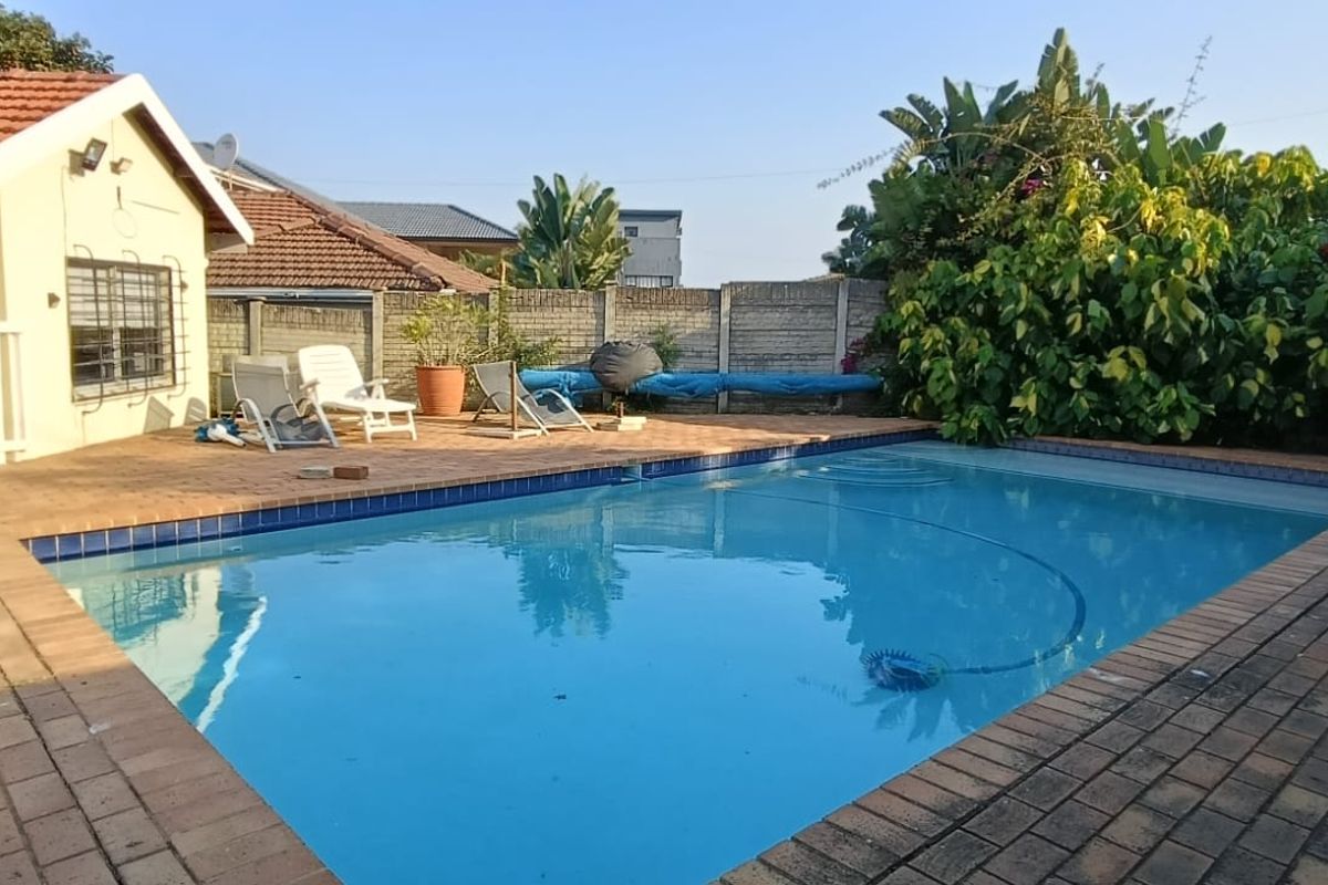 To let in Virginia, Pet friendly 3 bedroom family home with pool and flatlet.  - Photo 3