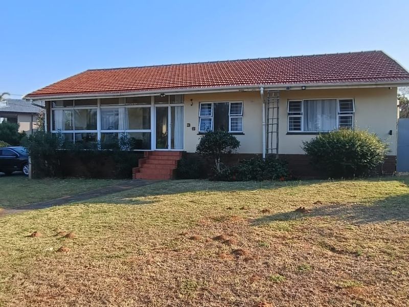 To let in Virginia, Pet friendly 3 bedroom family home with pool and flatlet.  - Photo 2