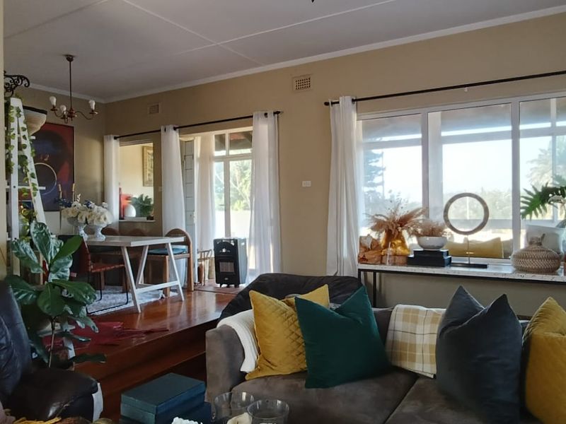 To let in Virginia, Pet friendly 3 bedroom family home with pool and flatlet.  - Photo 6