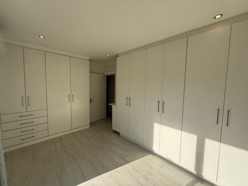 To let in Kindlewood Estate, 3 bedroom pet friendly townhouse. - Photo 10