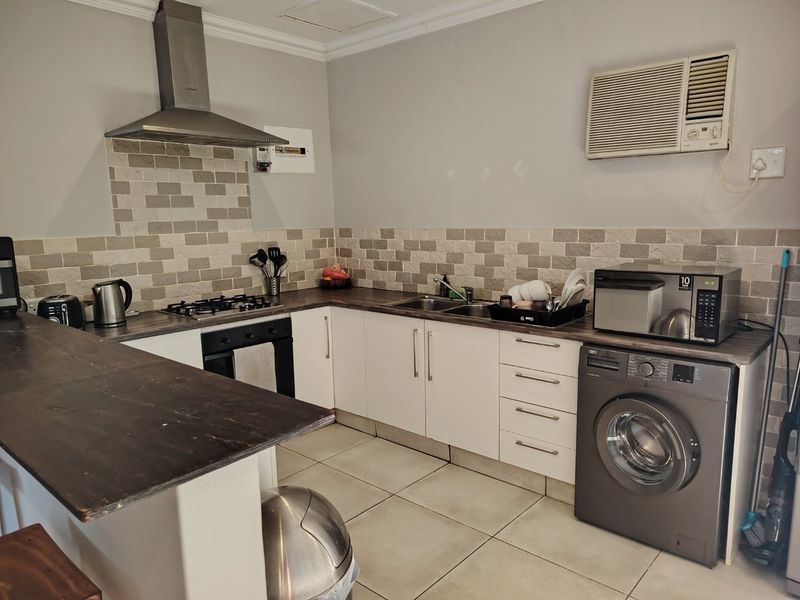 Stylish 1-Bedroom Cottage To Rent in Everton, Kloof - Photo 3