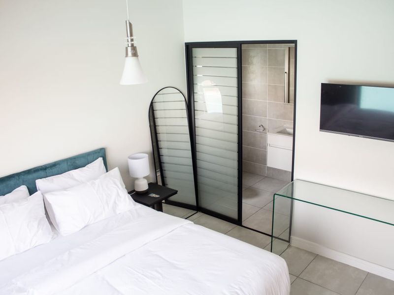 BRIGHT THREE BEDROOMS AND TWO BATHROOMS flat in Blyde Riverwalk Estate - Photo 9