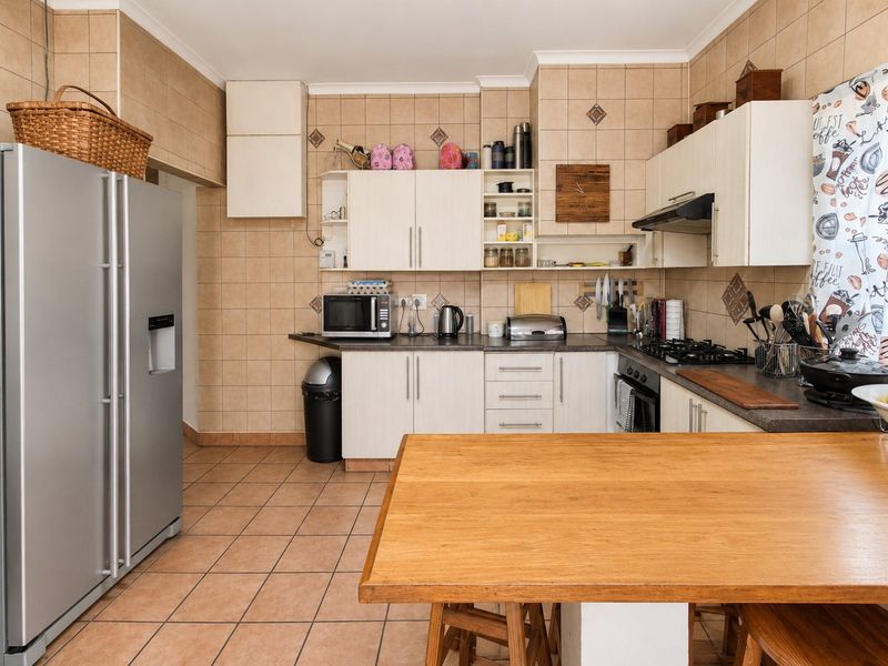 Charming Germiston Home with Cottage! - Photo 5