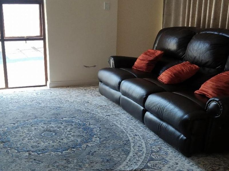 4 Bedroom House for sale in Amberfield - Photo 7
