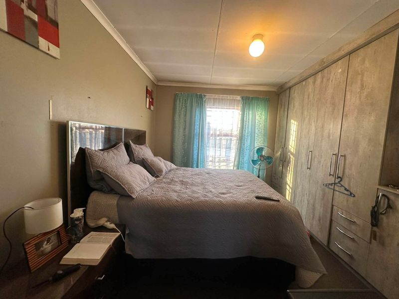 Modern & Affordable Living – Perfect for Young Families or Professionals! - Photo 9