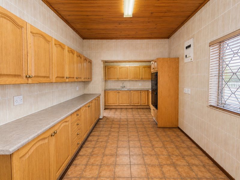 Charming Primrose Hill Home with Income Potential - Photo 10