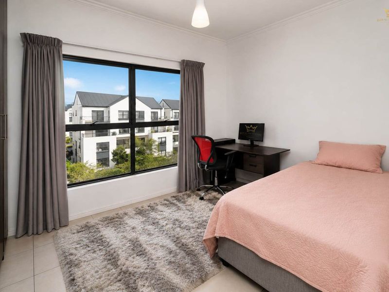 North Facing Two Bedroom Apartment in the Middle of De Velde - Photo 6