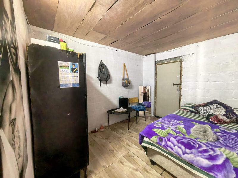 Two Bedroom Family Home for Sale in St Montague Village Lavender Hill. - Photo 6