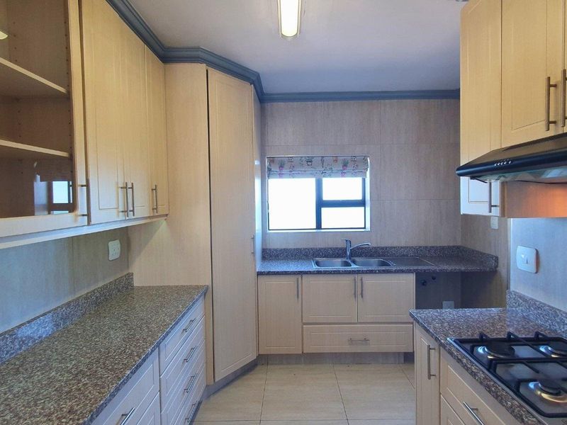 Tranquil Coastal Retreat with Lifestyle Benefits - Photo 6