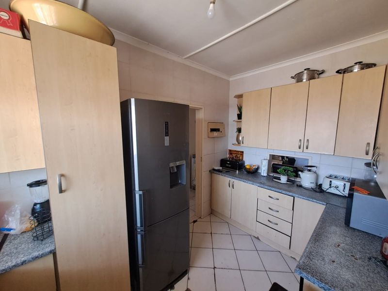 Apartment in Vanderbijlpark - Photo 6