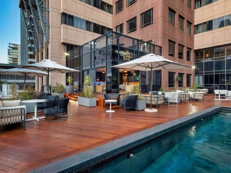 Stunning Furnished 2 Bed 2 Bath at The Pullman — Lion's Head & Ocean Views - Photo 1