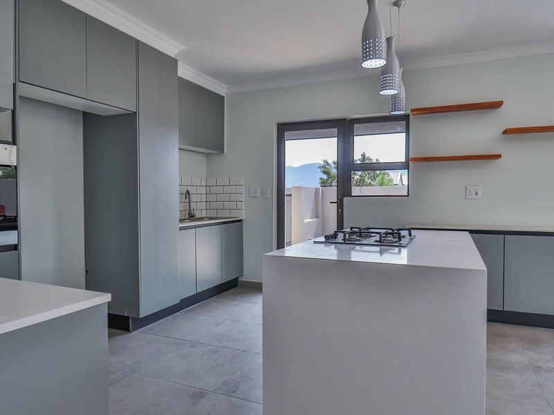 RENTAL HOUSE IN LA CAMARGUE  COUNTRY ESTATE - Photo 6