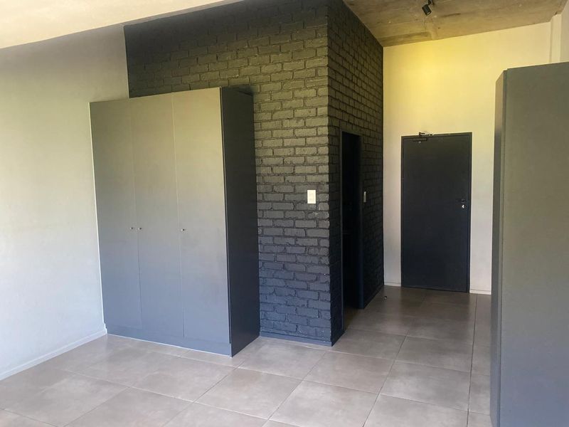 1 bedroom and 1 bathroom available for rental! - Photo 4