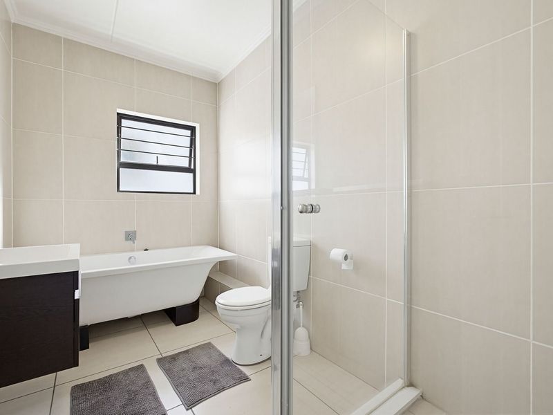 pacious 3-Bedroom Apartment in a Secure Lifestyle Estate – Ideal for Corporate Accommodation - Photo 8