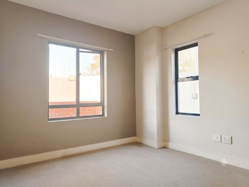 Unlock High-Yield Luxury: Airbnb-Friendly Executive Living at The Cube! - Photo 6