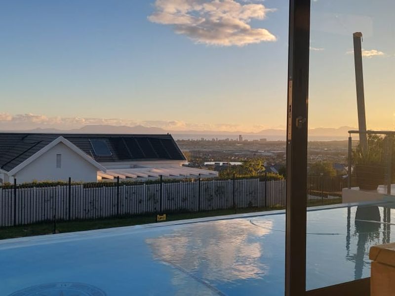 Spectacular Fairhaven Retreat, 2 Bedrooms - Photo 10