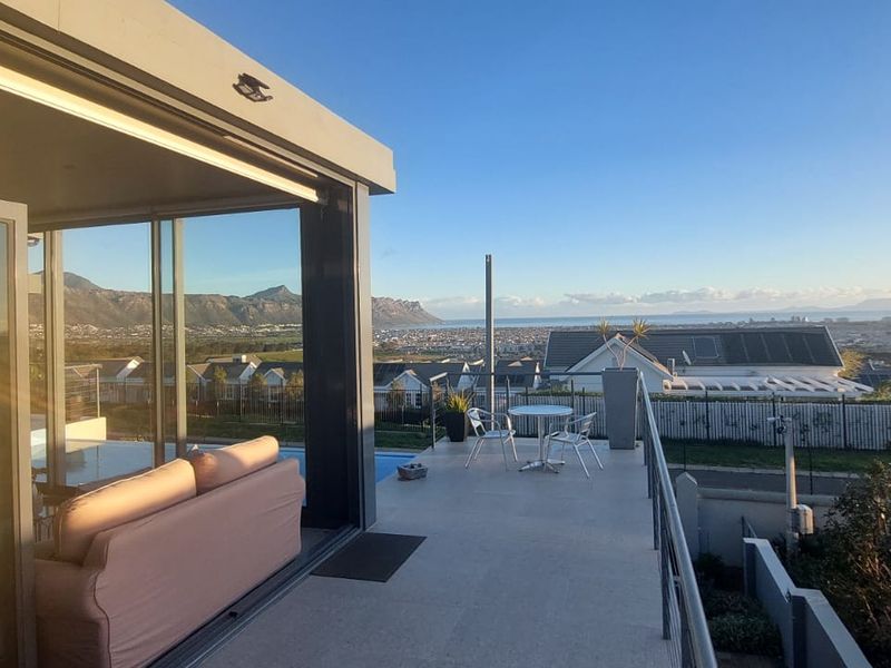 Spectacular Fairhaven Retreat, 2 Bedrooms - Photo 9