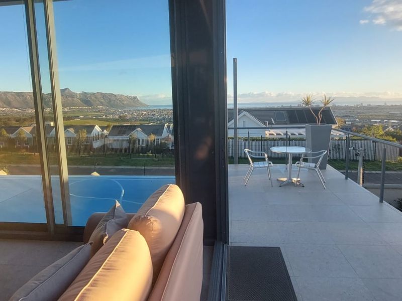 Spectacular Fairhaven Retreat, 2 Bedrooms - Photo 8
