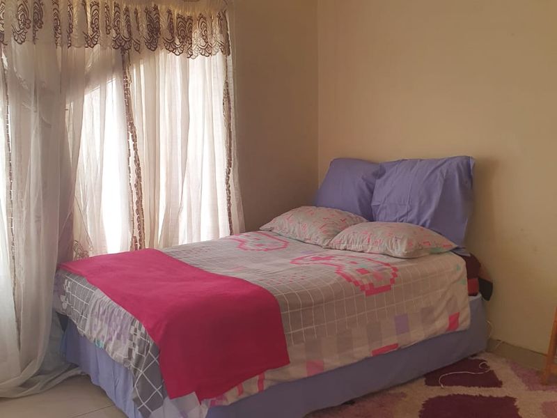 For Sale – Modern 3-Bedroom Townhouse in a Secure Estate - Photo 7