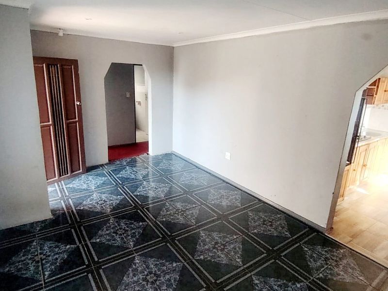 3 Bedroom House for Sale in Mdantsane - Photo 5