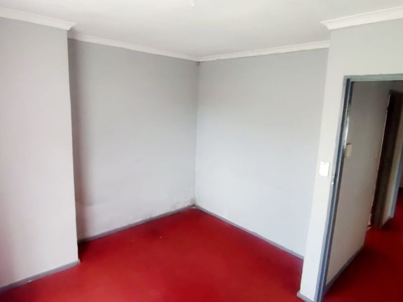 3 Bedroom House for Sale in Mdantsane - Photo 4
