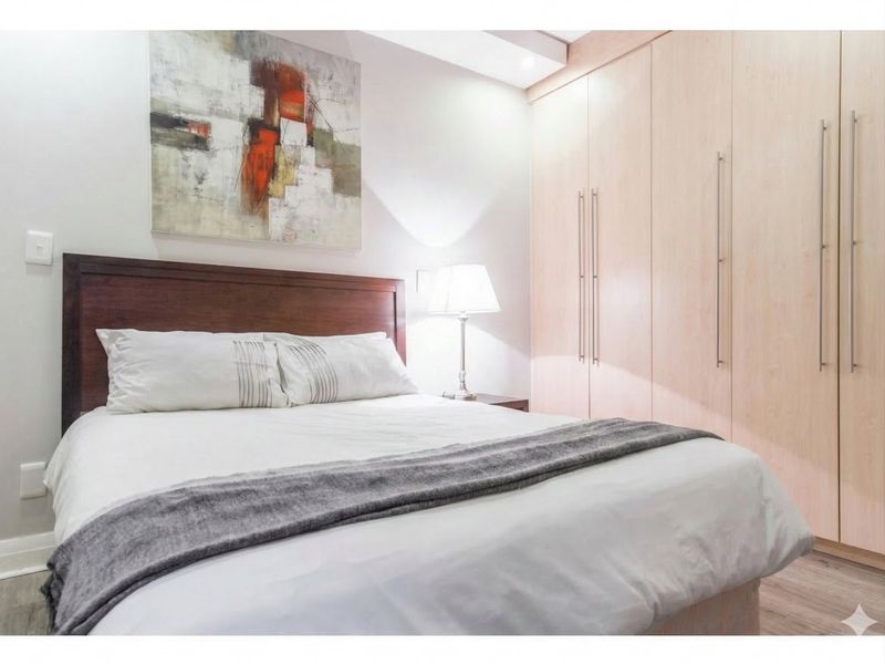 Fully Furnished 3-Bed, 3-Bath Apartment in Hydro Park, Sandown - Photo 8